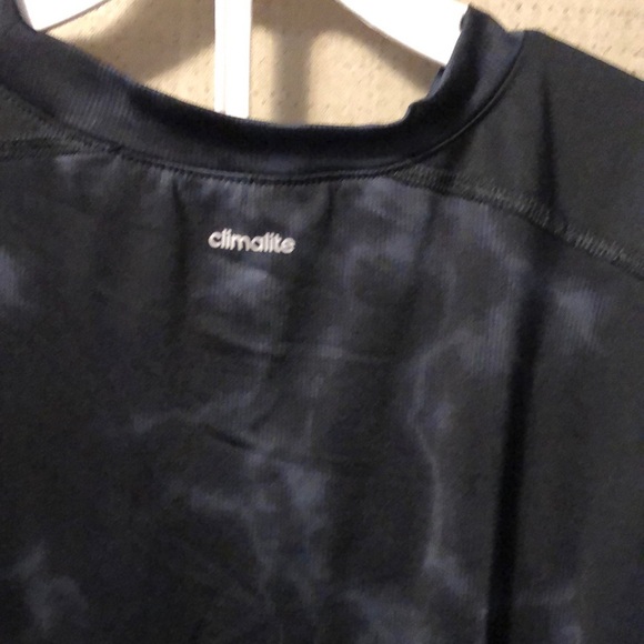 Adidas Men's Black and Gray Short Sleeve Tee - Picture 3 of 6